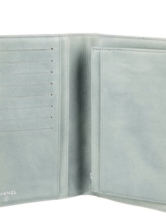 CHANEL Blue Camellia Wallet - Picture 4 of 5